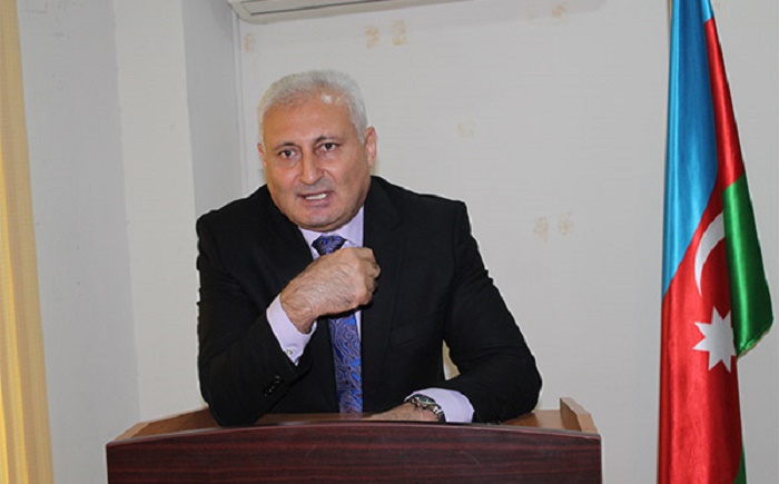 `Rusiya Ermənistanı kompromisə hazırlayır` - Müsahibə